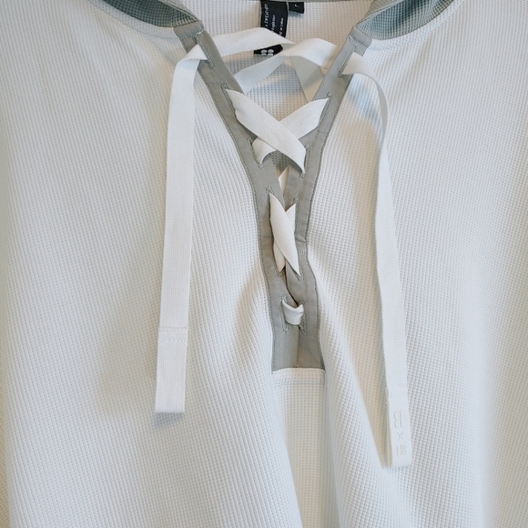 Sweaty Betty X Halle Berry Nakano Waffle Hoodie Sz L Athleisure Colorblock - Picture 6 of 13